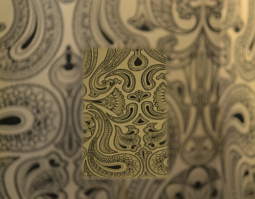 magnifying bathroom mirrors