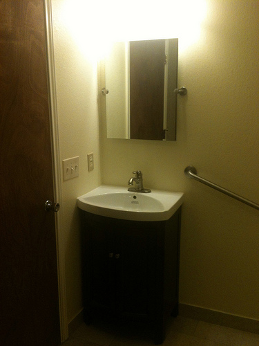 vanity mirrors for bathroom